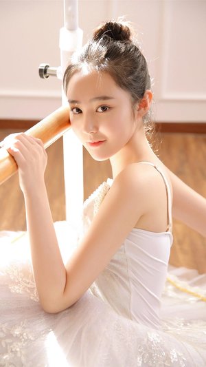 饱满丰腴妈妈娇喘