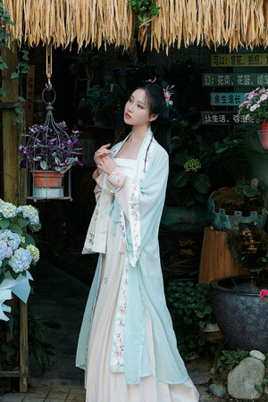 没带罩子被校草捏了一节课